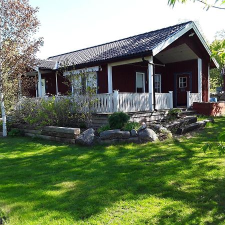 The Cottage Badelunda Västerås Exterior foto